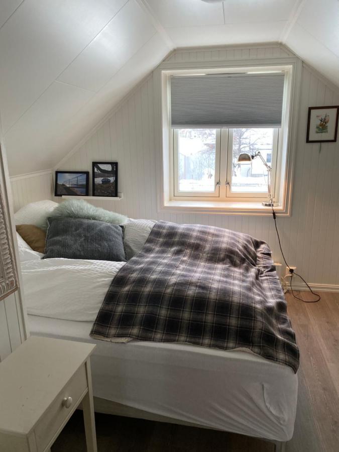 Koselig Hus Naert Havet I Lofoten, Kabelvag Exterior photo