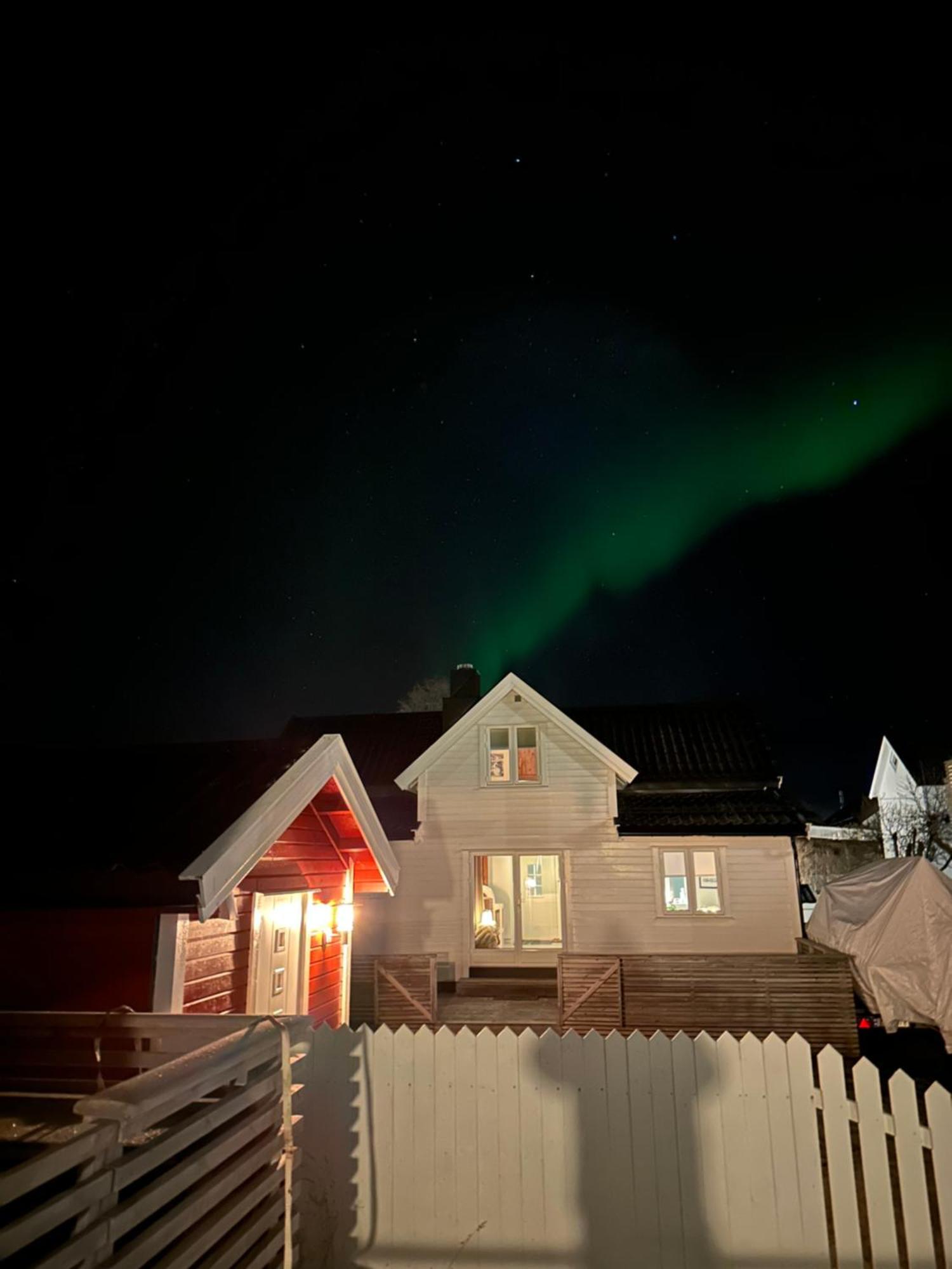 Koselig Hus Naert Havet I Lofoten, Kabelvag Exterior photo